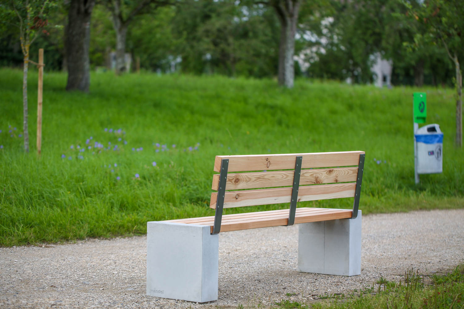 Banc d'extérieur personnalisable avec ou sans dossier
