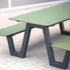 Outdoor-Gartenset bestehend aus Gartentisch und wetterfesten HPL-Bänken